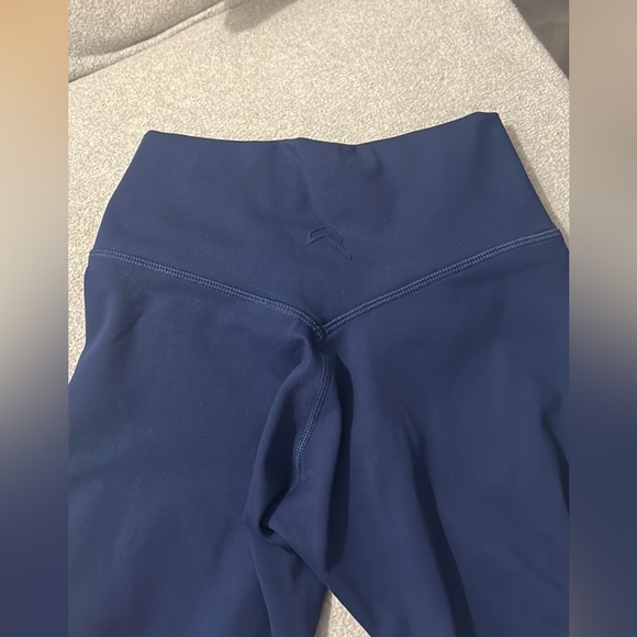 BNWT - Oner Active Timeless Leggings XS in Midnight - Picture 7 of 9